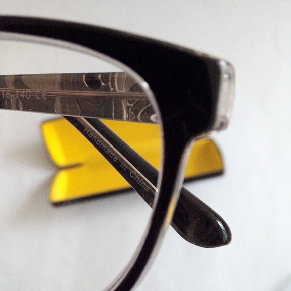 Clearly Standard Black Prescription Eyeglasses With Pattern On Handle Free Case - Picture 7 of 16